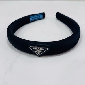 Beautiful!  Vintage Style Headband.